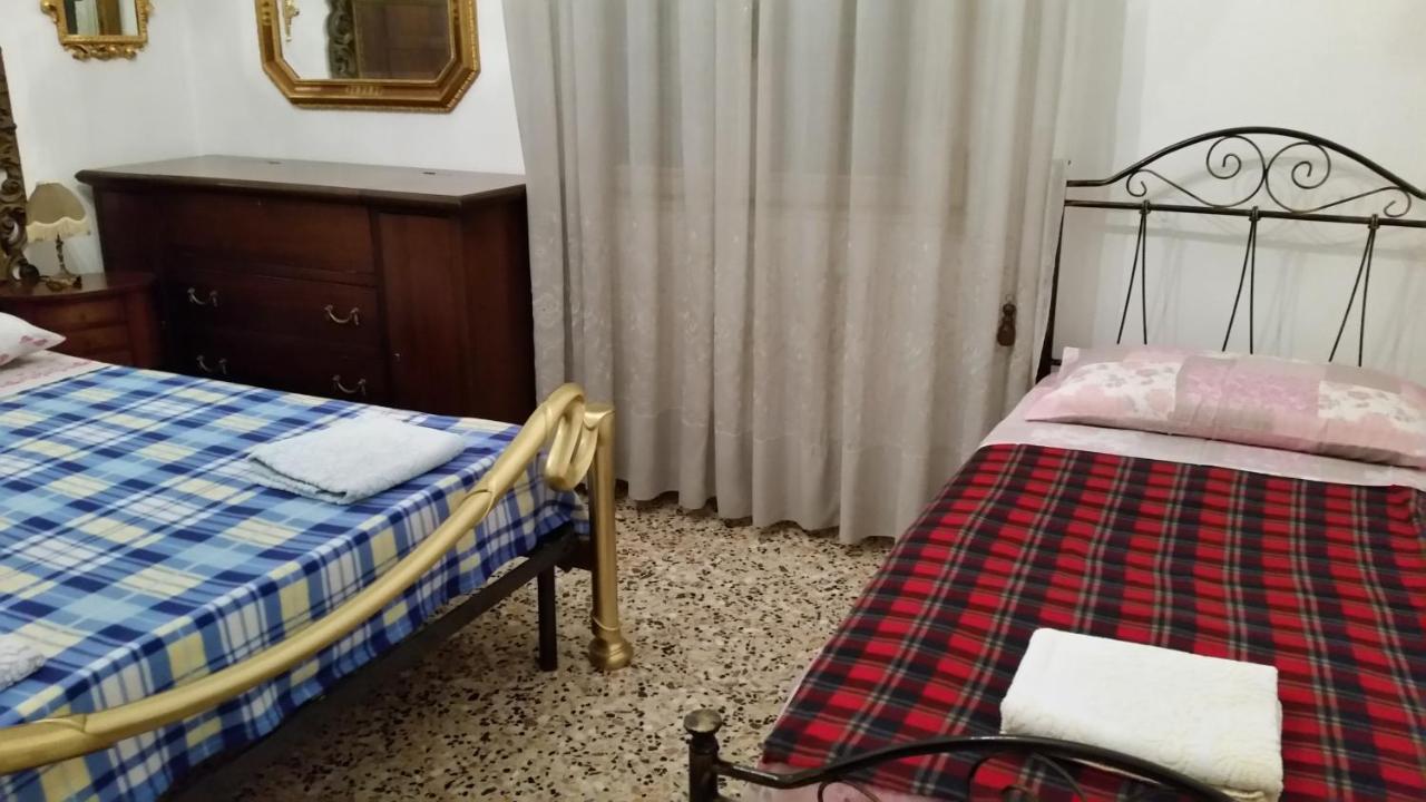 Casa Gramsci Módena Exterior foto