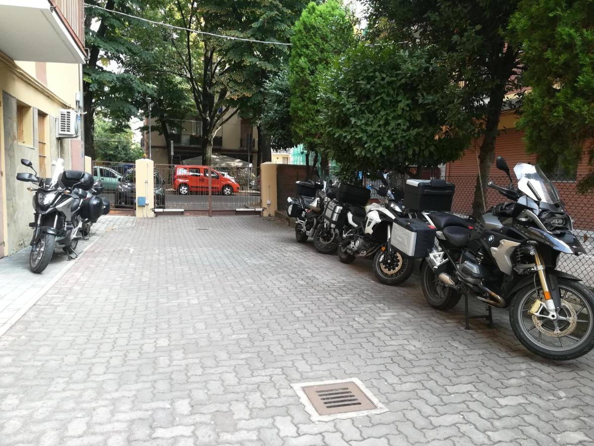 Casa Gramsci Módena Exterior foto